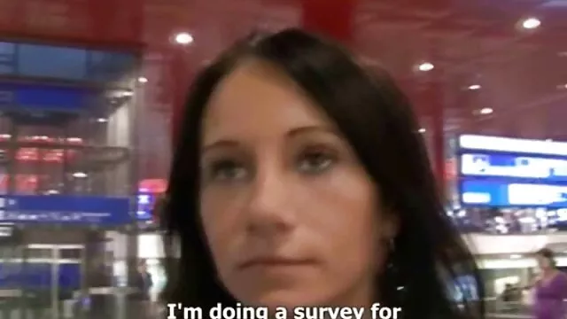 Delicatamente leccare la figa del modello e inserito nel suo video porno anziane tettone cazzo