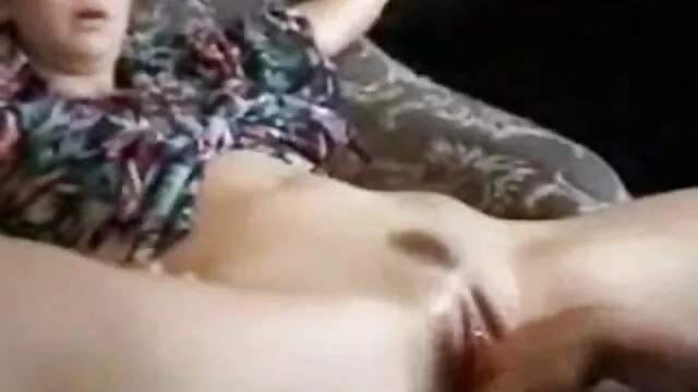 Busty COUGAR Monica Mendez prova la sua nuova lingerie davanti alla you porn nonne webcam