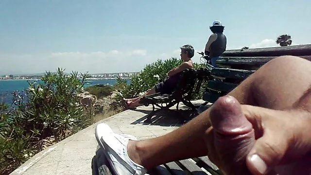 bella Dai Capelli rossi nonne porno con animali babe piegato e portato a raggiungere l'orgasmo in camera da letto