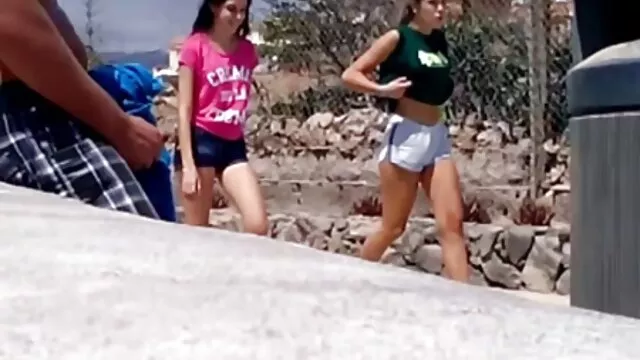 bella ragazza cinese con film porno di nonne italiane impertinente tette cavalca un uomo solido prima dell'eiaculazione