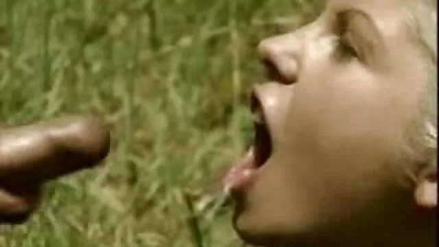 Asiatico adolescente si masturba video nonne arrapate figa liscia durante il sesso al telefono