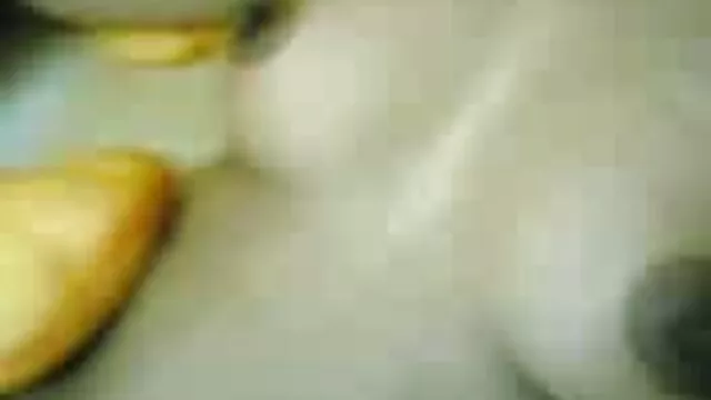 Delicatamente scopata la mano vecchie troie scopano giovani della ragazza nella Figa
